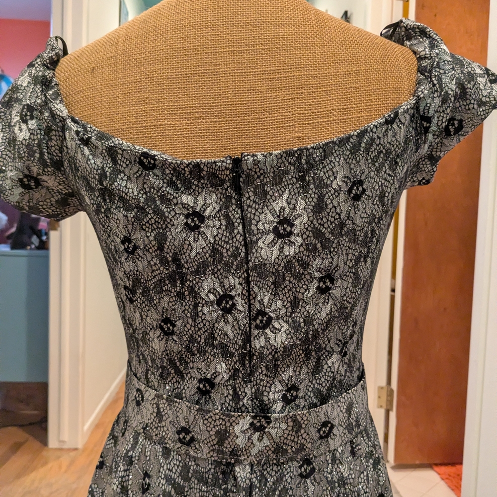 British Retro Black And Silver Lace Stretch Circle Skirt Cocktail Evening Dress - Picture 5 of 7